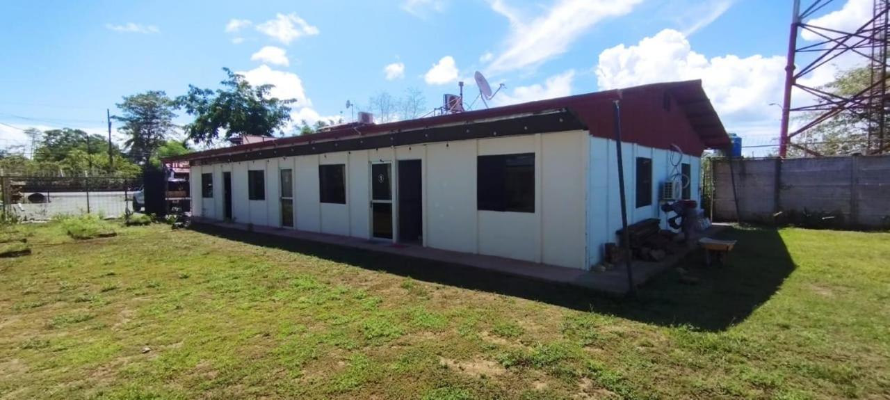 The Sweet Escape Cabinas Hotel Sierpe Exterior photo